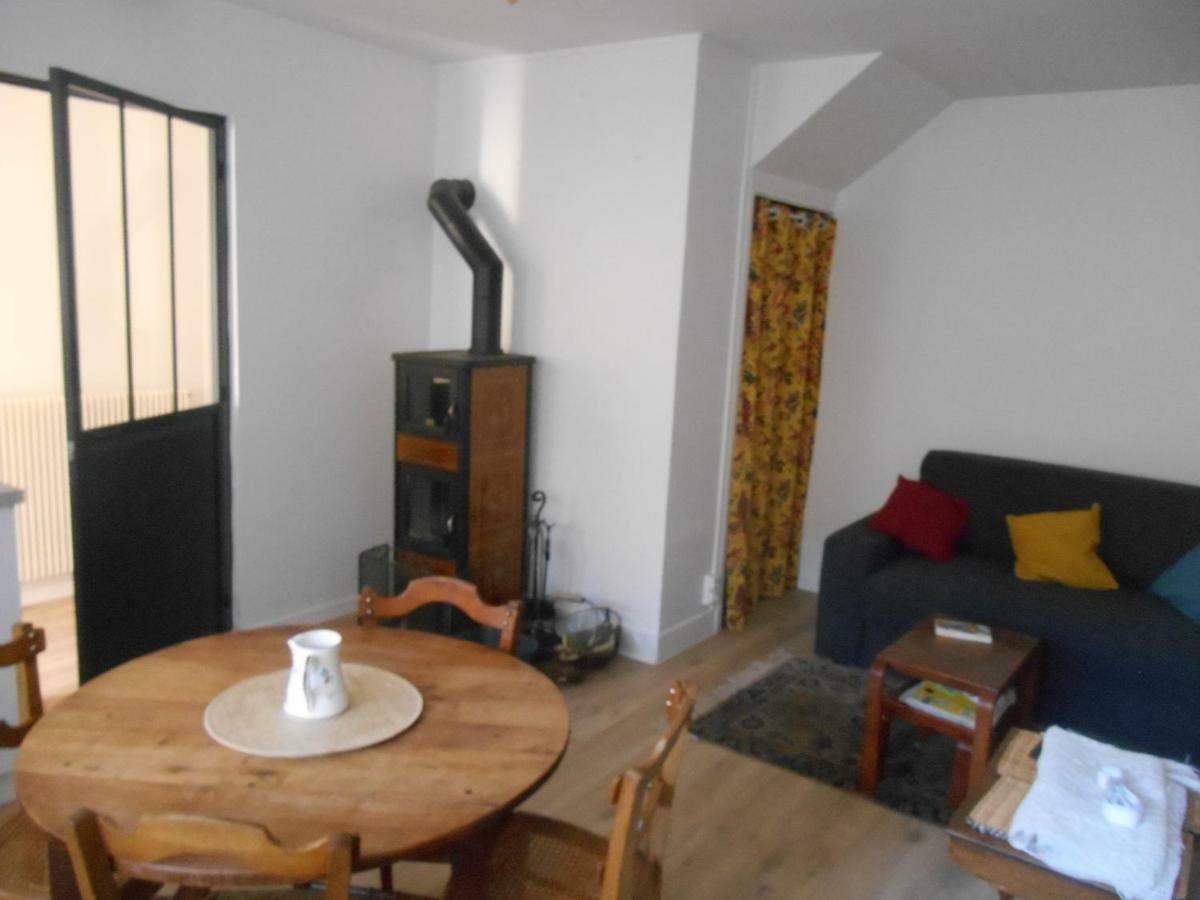 L'Annexe Apartamento Combronde Exterior foto